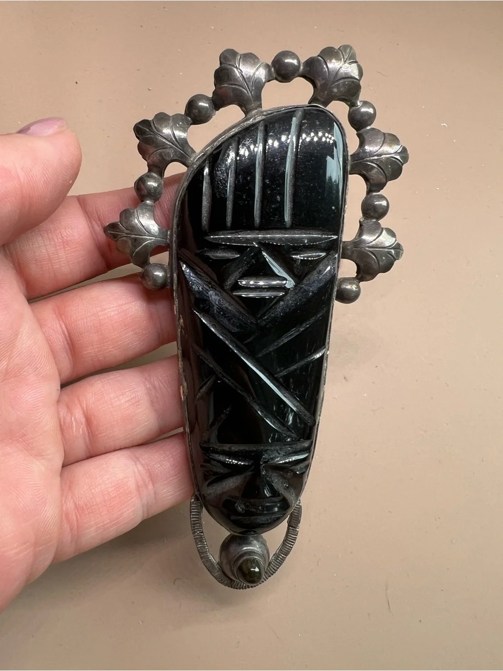 VTG mid-century Mexican sterling silver hand-carved black onyx or obsidian pin